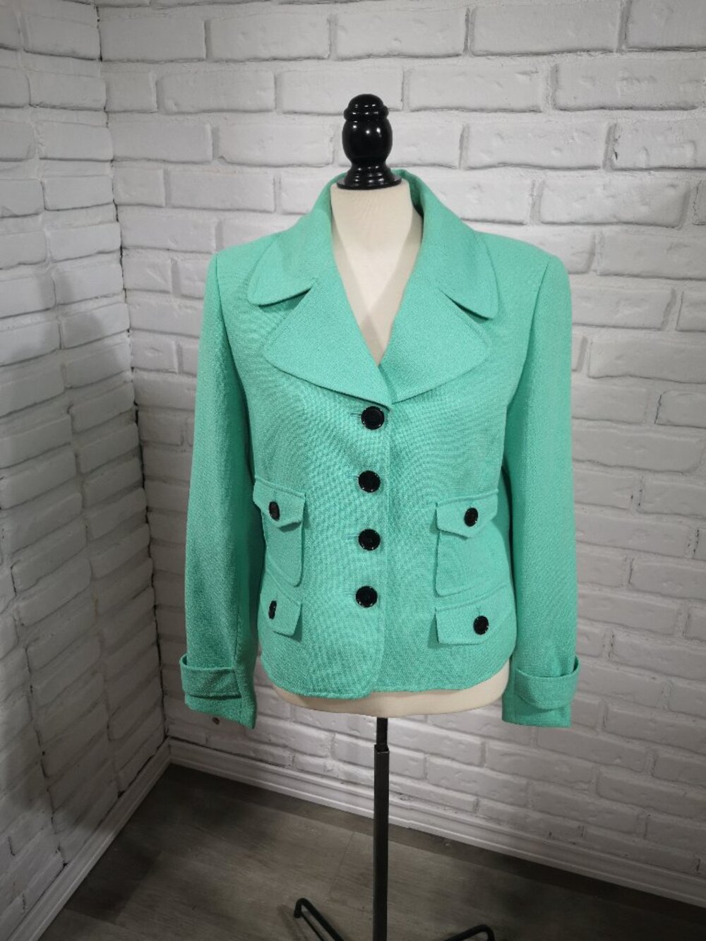 Nine West Ladies Size 14 Bright Green Lined 4 Button Closure Blazer/Jacket Only